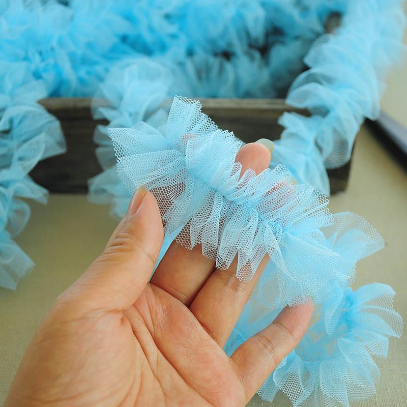 NEUES 5cm Breites Farbiges Netz Mittelfalten Rüschen Tüll Spitze Band DIY Kleid Rock Hut Dekoration Haustier Spielzeug Kleidung Nähzubehör