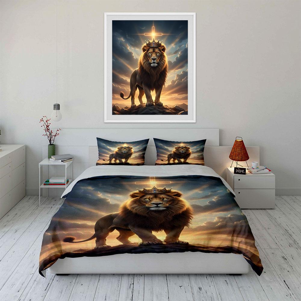 Majestic Lion with Crown Bedding Duvet Cover Set Duvet Cover Pillowcases (1*Duvet Cover 2*Pillowcases, Without Duvet Insert)