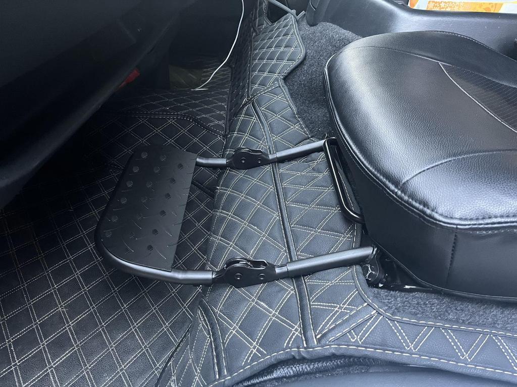 Foldable Passenger Seat Footrest for Toyota Ace Adjustable Height and Easy Includes Cover Hiace/Regius (200 Series, S-GL, 1st-7th Generation), Angle,