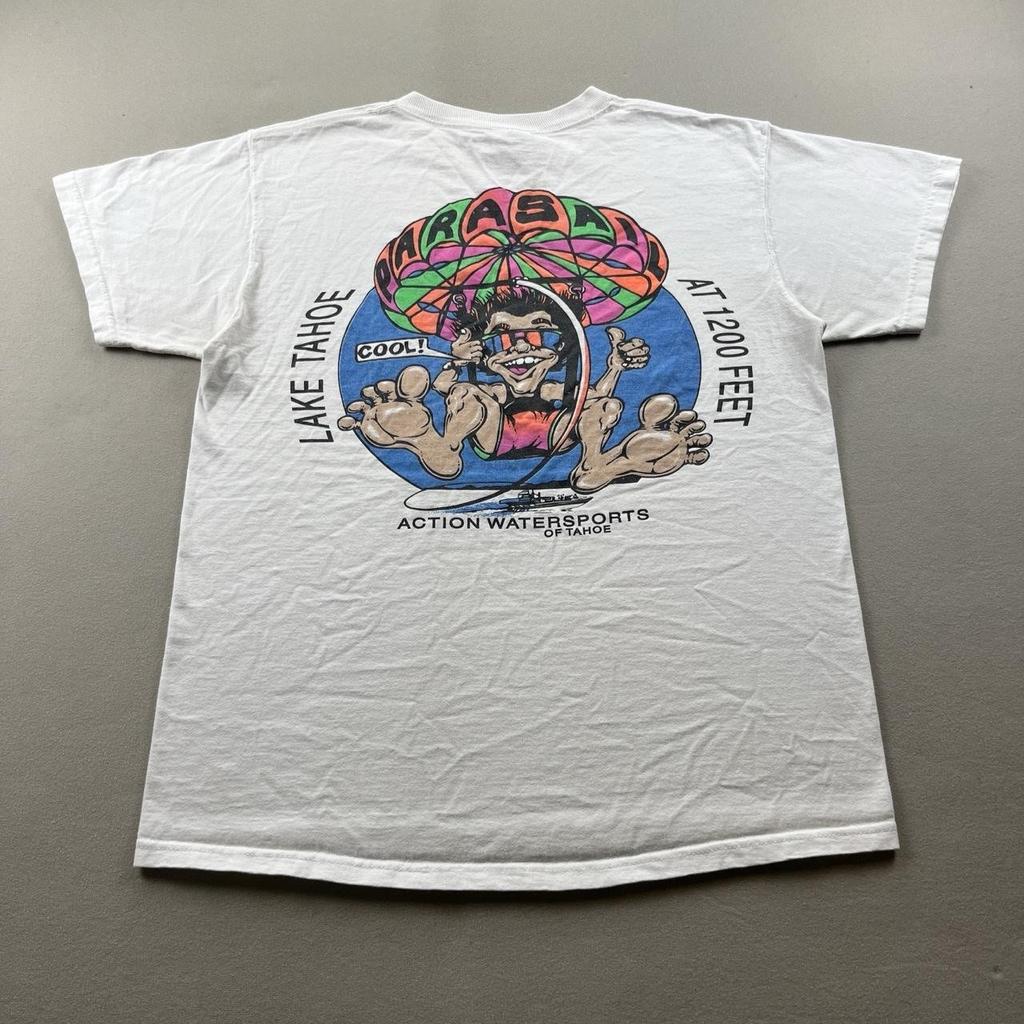 Vintage Lake Tahoe T-Shirt Mens Small White Action Watersports Parasail Cartoon