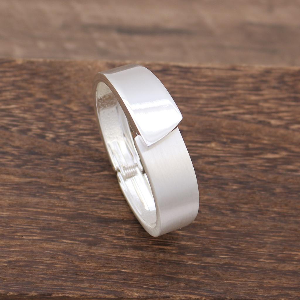 New brushed wide-edge asymmetrical opening bracelet, exaggerated smooth brushed splicing women's bracelet