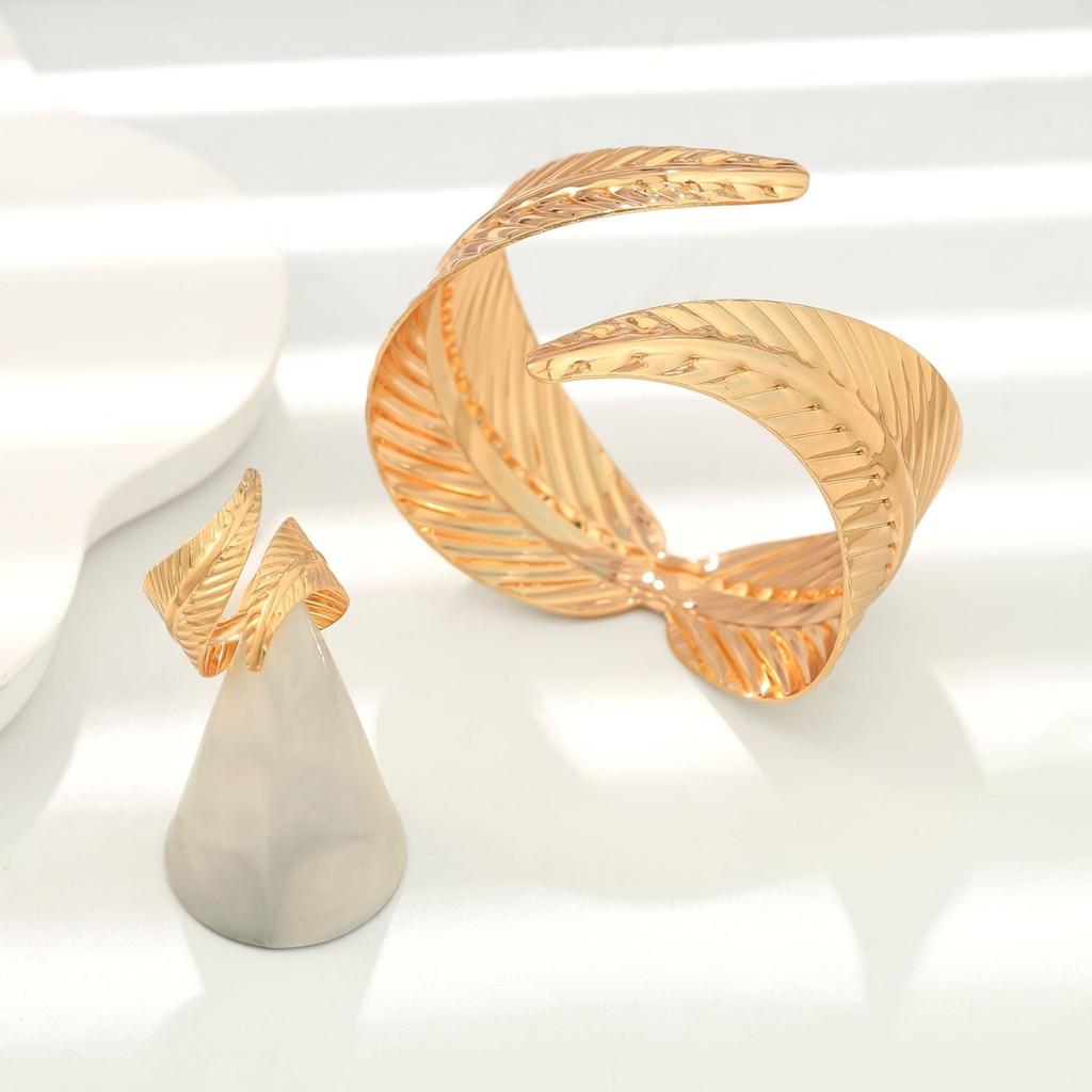Geometric Leaves Cross Opening Bracelet Set Premium Vintage Banquet Vacation Daily Accessories