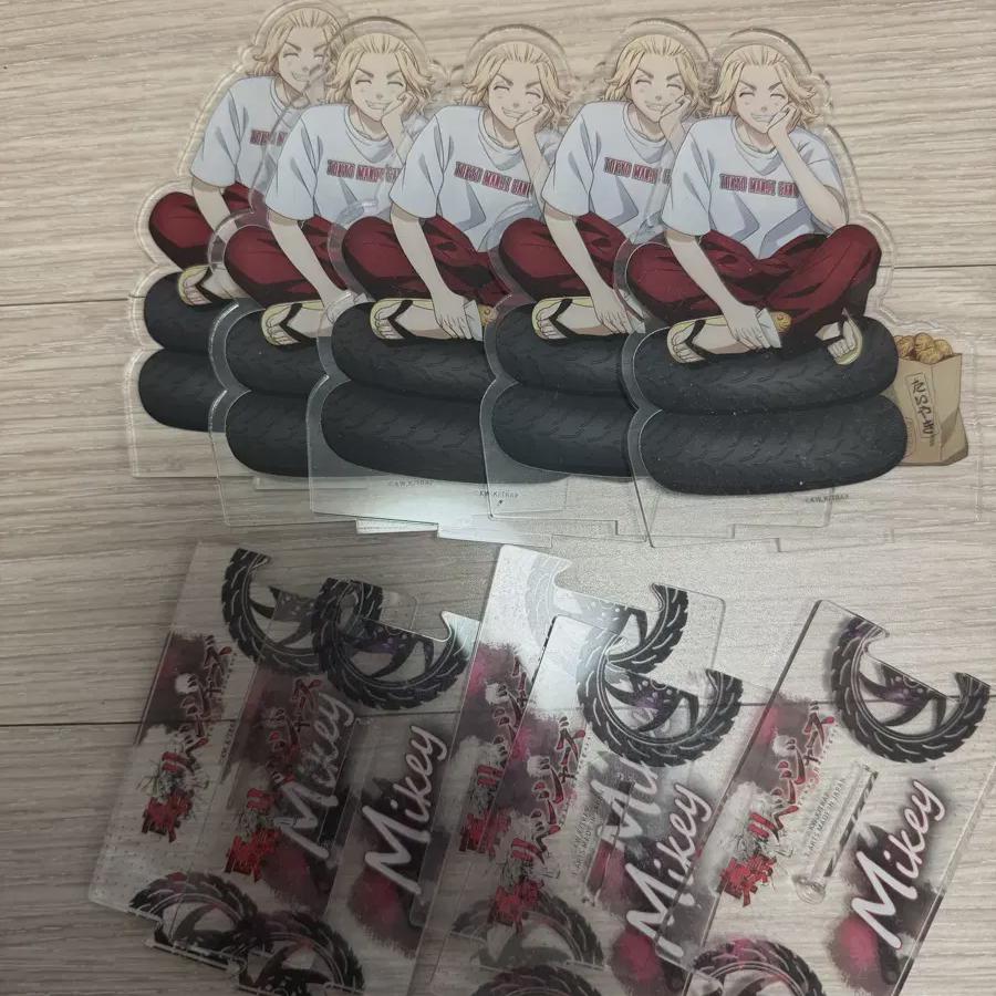 

Doriben Mikey Acrylic Stand