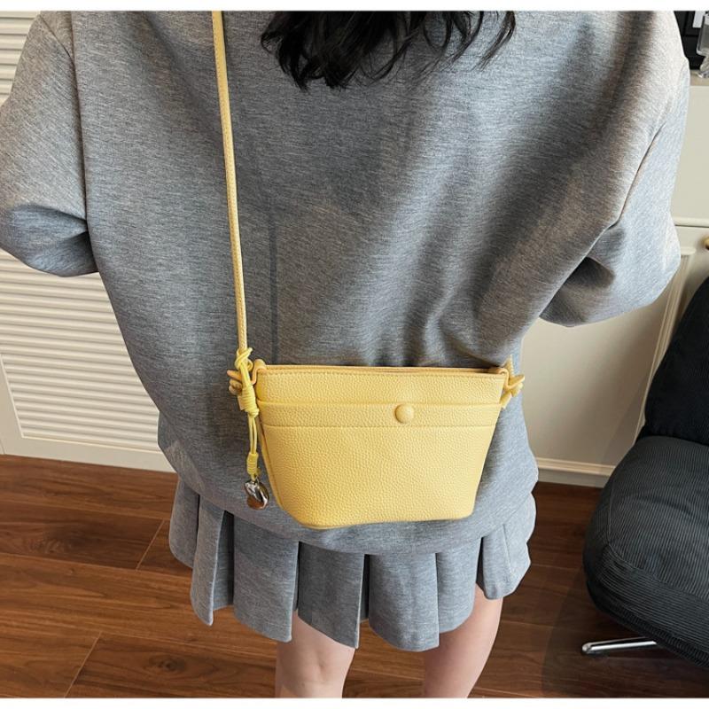 Simple Casual Fashion Sheepskin Boat Messenger Bag Trendy Versatile Handbag Premium Lightweight Shoulder Bag
