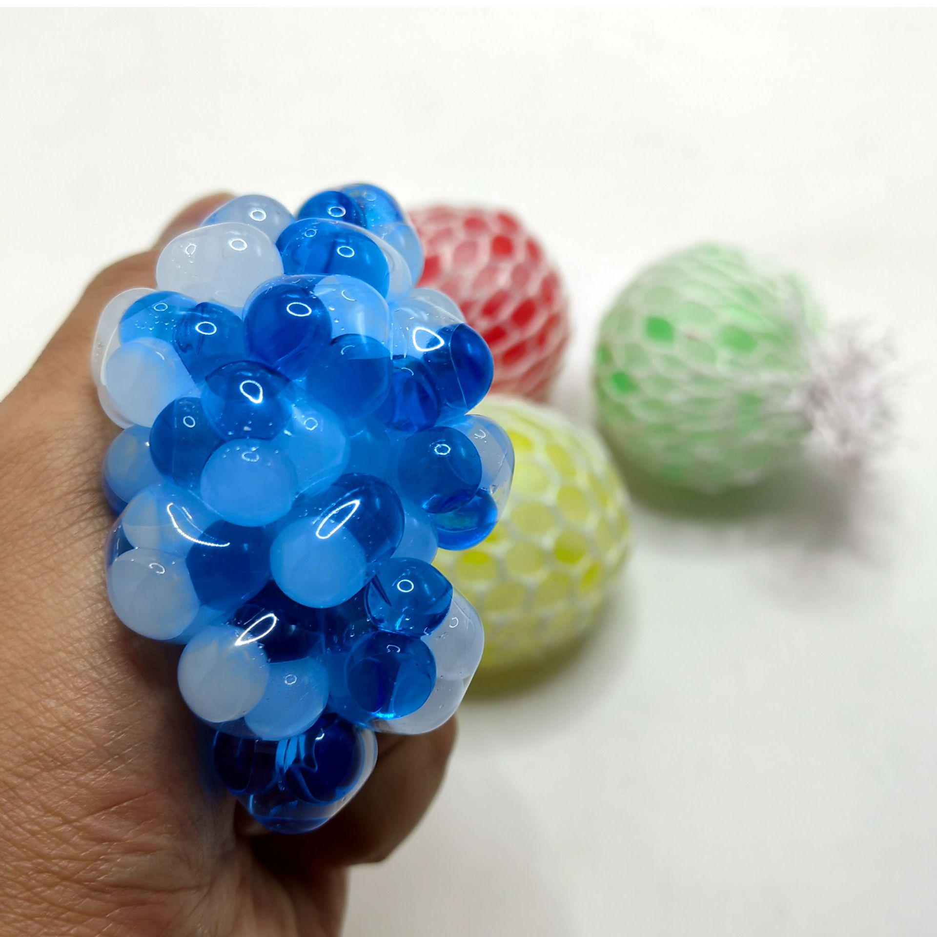 

Перламутровый мячик-антистресс с эффектом медленного восстановления