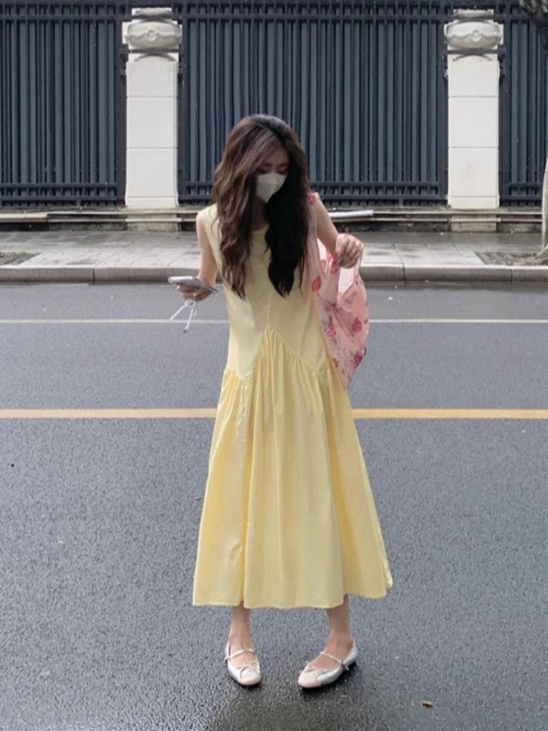 French Gentle Wind Yellow Sleeveless Vest Dress Women's Summer Dopamine Seaside Vacation Waist Skinny Skirt