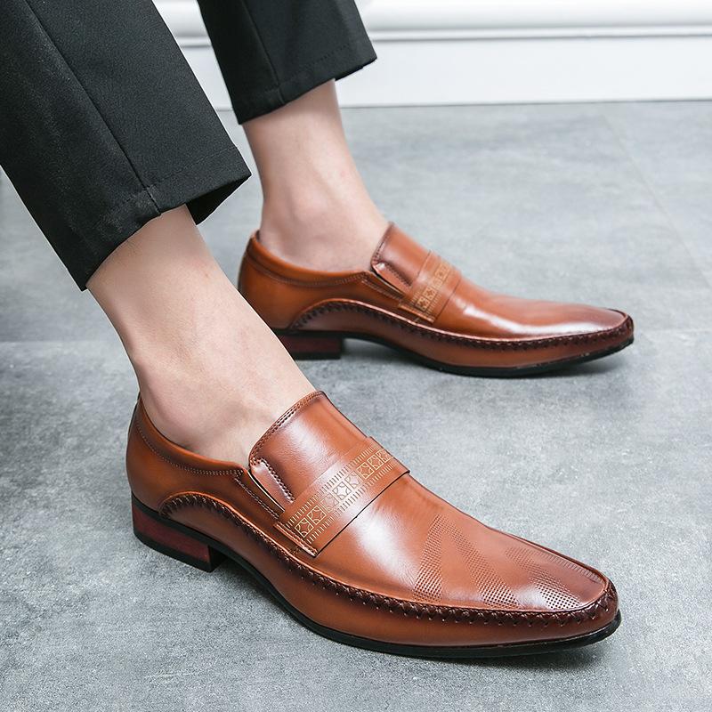 

Men s casual leather shoes 45 large size new men s leather shoes fashion foot British style pointed leather shoes 45