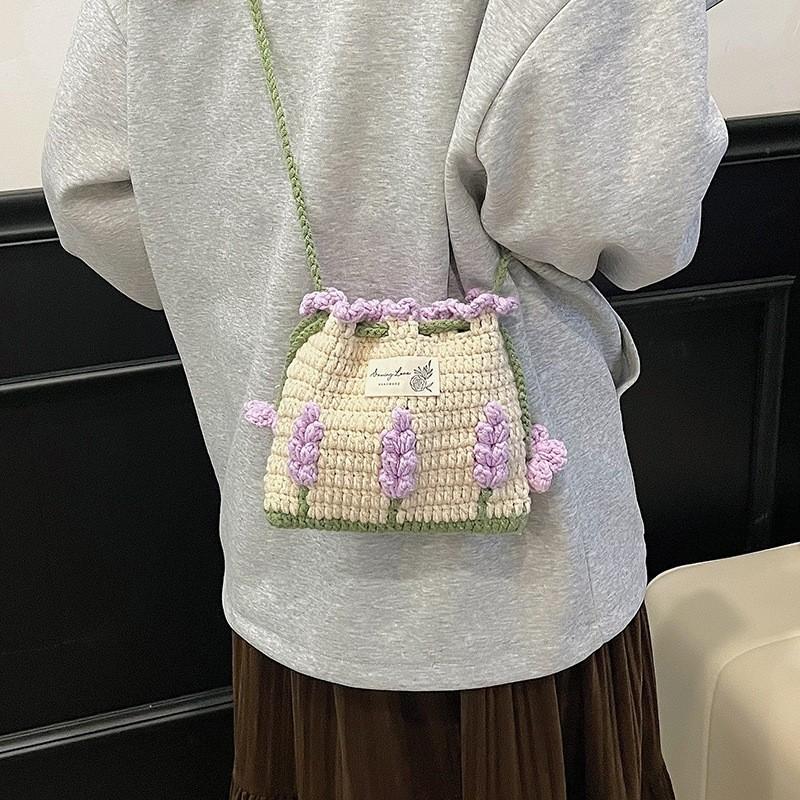 Flower Shape Knitted Shoulder Bag With Soft Water Bucket Shape For Urban Style