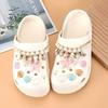 Sandale de Plajă de Vară pentru Femei Pantofi Decorațiuni 16 Bucăți Set de Accesorii cu Lanț și Pandantive Perle și Scoici Pantofi de Grădină Saboți DIY Detașabile