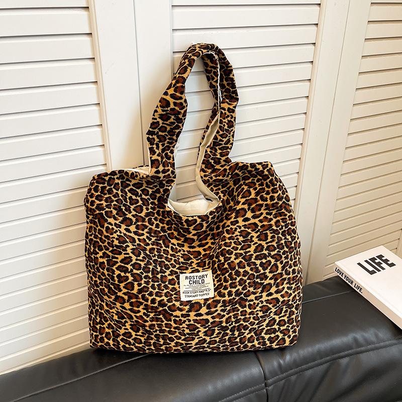 

Зовнішня одинарна осінньо-зимова сумка великої місткості з леопардовим принтом, нова жіноча сумка 2024 р. на плечі, під пахвами, сумка для приміських поїздок жовтий