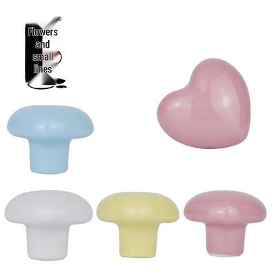 Colorful Heart-shaped Ceramic Handles for Children's Room Drawers and Cabinets