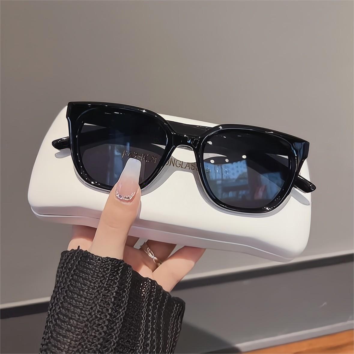 

Жіночі модні сонцезахисні сонцезахисні окуляри високого класу Модні чоловічі універсальні сонцезахисні окуляри