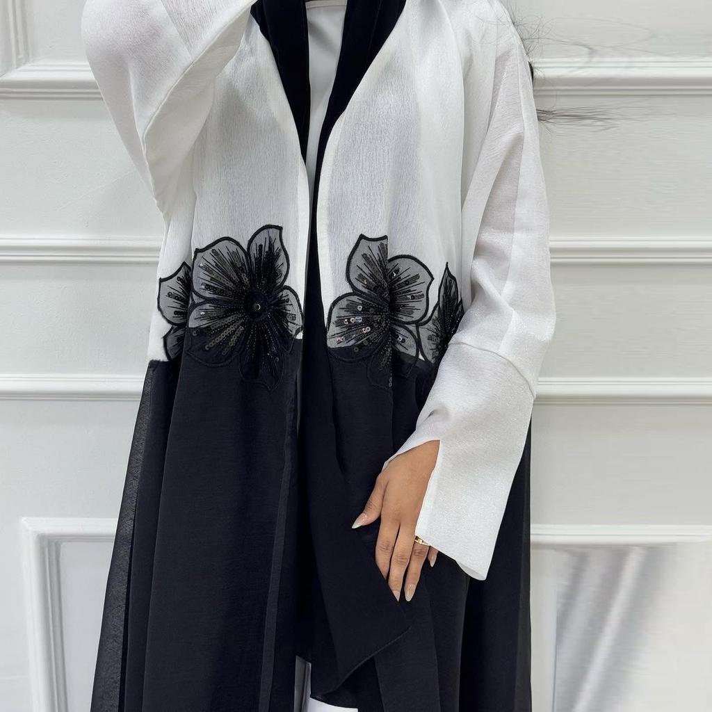 MQ210 Elegant 3D Applique Crinkle Abaya Cardigan for Modest Fashion