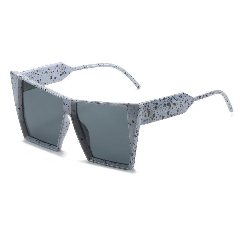 New sunglasses, European and American personalized cat eye large-frame glasses, fashionable triangular rivet sunglasses for women
