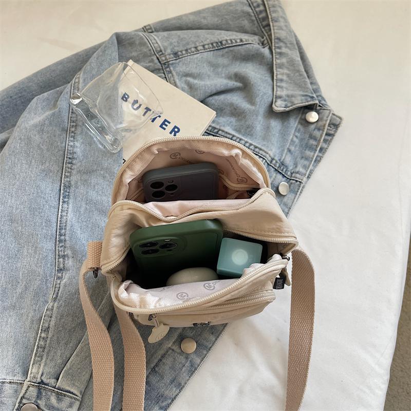 Women's Bag Lightweight Nylon Shoulder Crossbody Bag Mobile Phone Bag