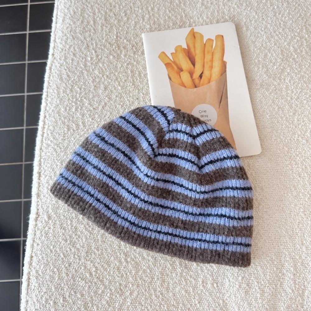 56-58cm Size Stripe Knitted Beanie Hat Polyester Soft Cold Proof Hat Warm Winter Beanie  For Women