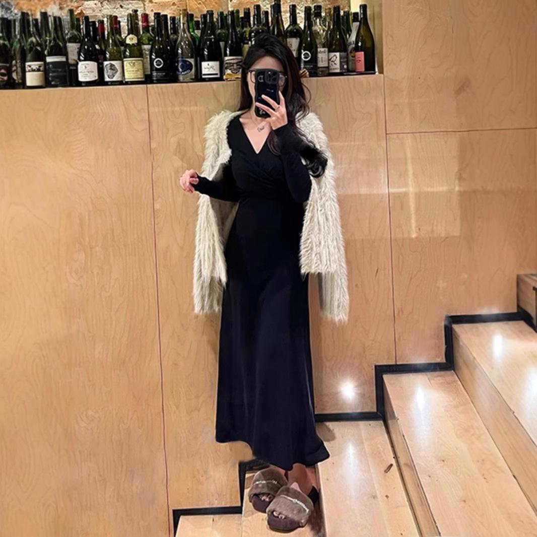 

2024 Женское приталенное французское миди-платье с длинным рукавом на осень Medium чёрный