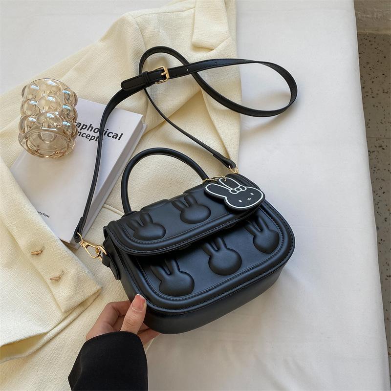 

Сумка Года Кролика Маленькая круглая сумка с кроликом Весенняя новая модная и милая универсальная маленькая сумка Портативная сумка через плечо Женская сумка чёрный