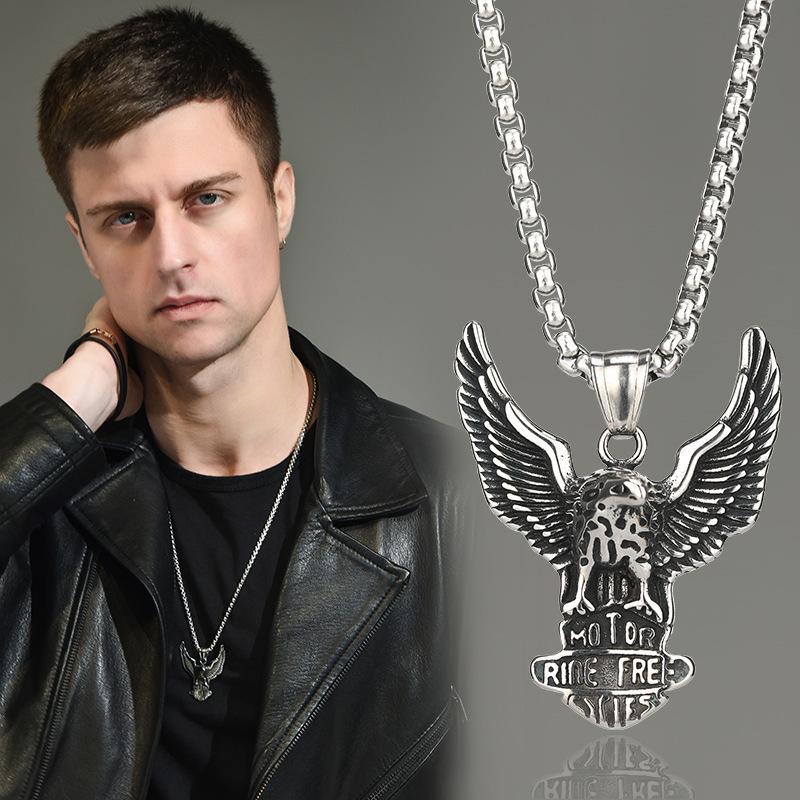 Retro Eagle Titanium Steel Pendant Domineering Personality Eagle Spreading Wings Pendant Tide Cool Student Tide Male Titanium Steel Necklace