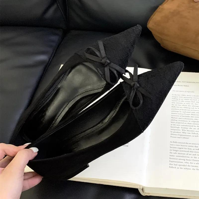 

Элегантные женские туфли с острым носком и леопардовым принтом, туфли-мюли на плоской подошве 2025 года, модные замшевые туфли с бантом на плоской подошве Zapatos Mujer 35 чёрный