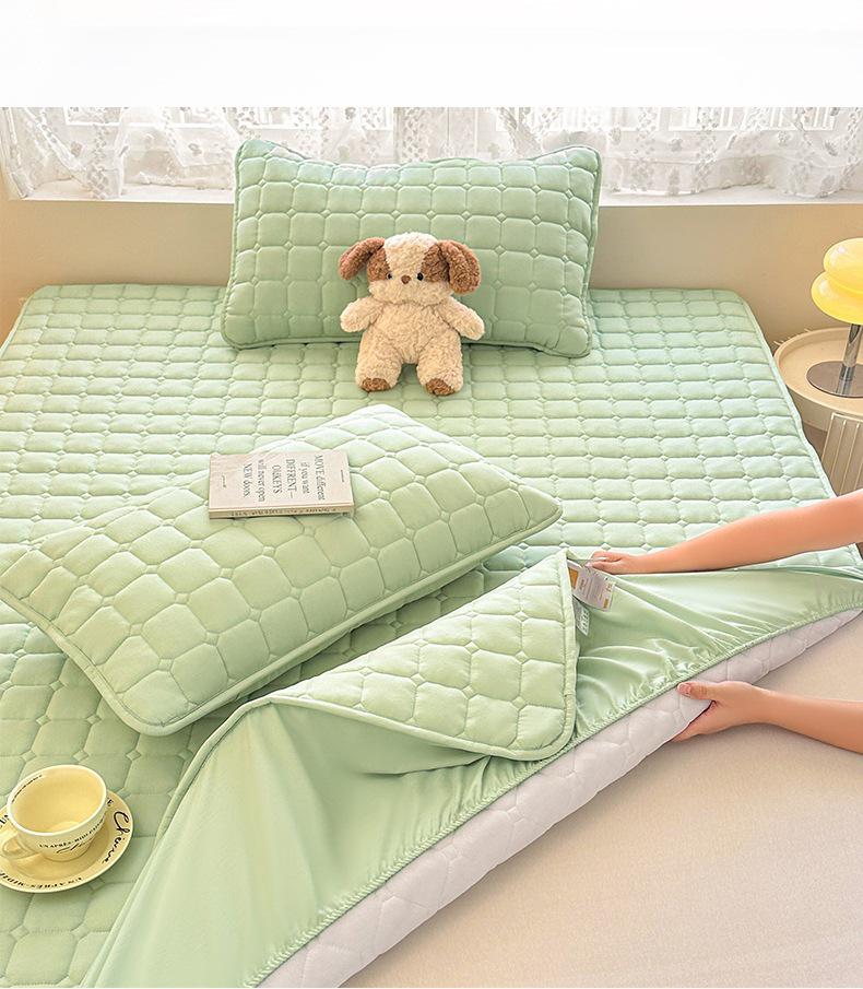 Quilted Waterproof Mattress Protector for Mother & Baby - 2025 New Style
