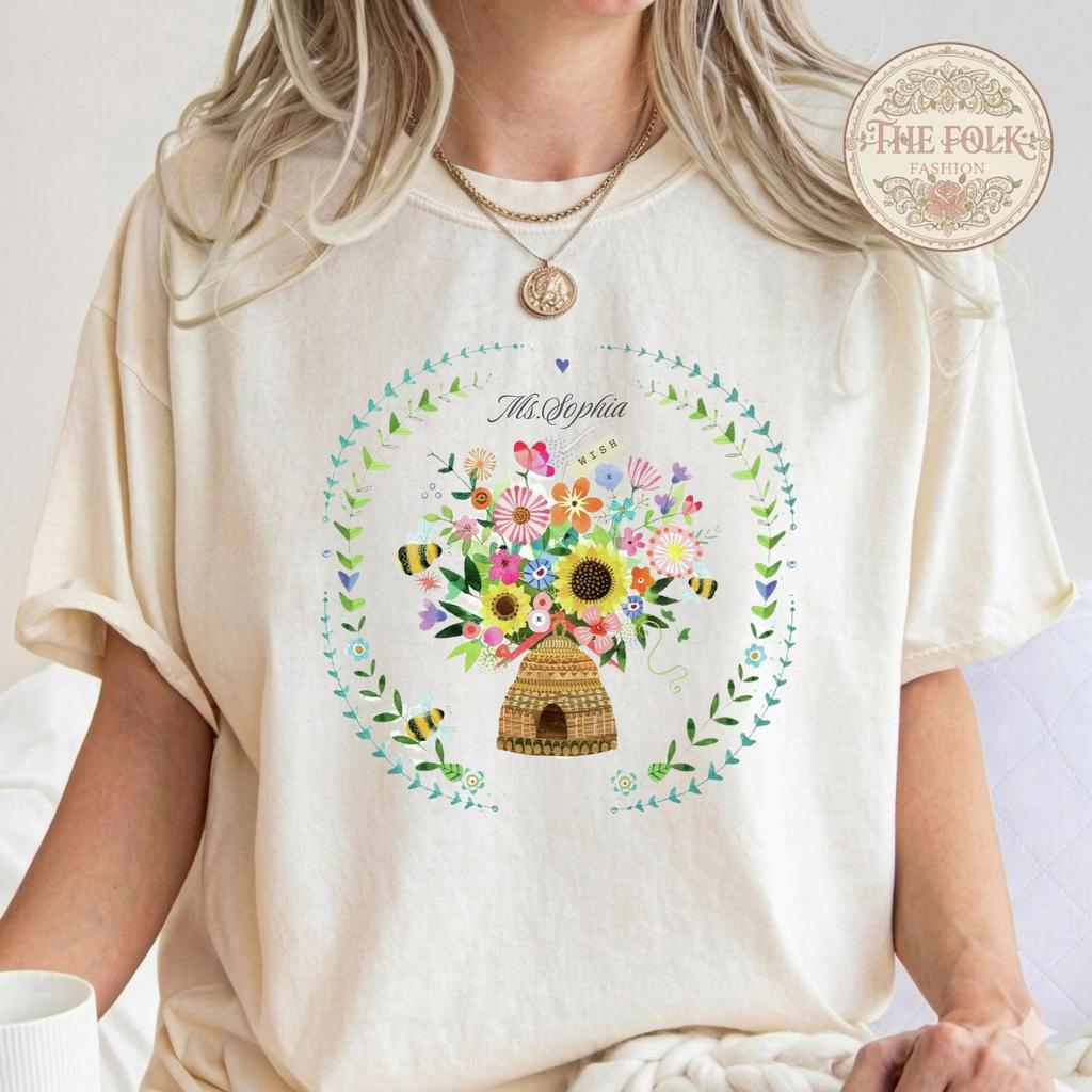 Vintage Beehive Floral Shirt, Aesthetic Garden Lover Gift, Honey Bee Flower Basket Tee, Cottagecore Botanical Tshirt, Comfort Colors Tee