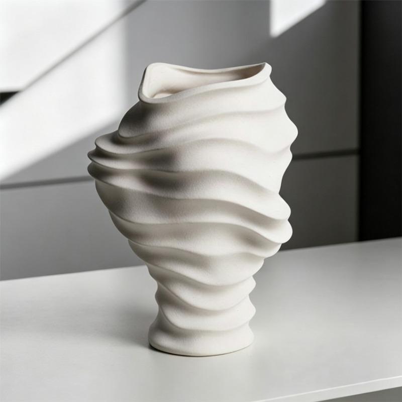 Modern Vase Decorative Vases Luxury Aesthetic Interior Flower Bottle Simple Elegant Living Room Flowers Bottles Table Decoration