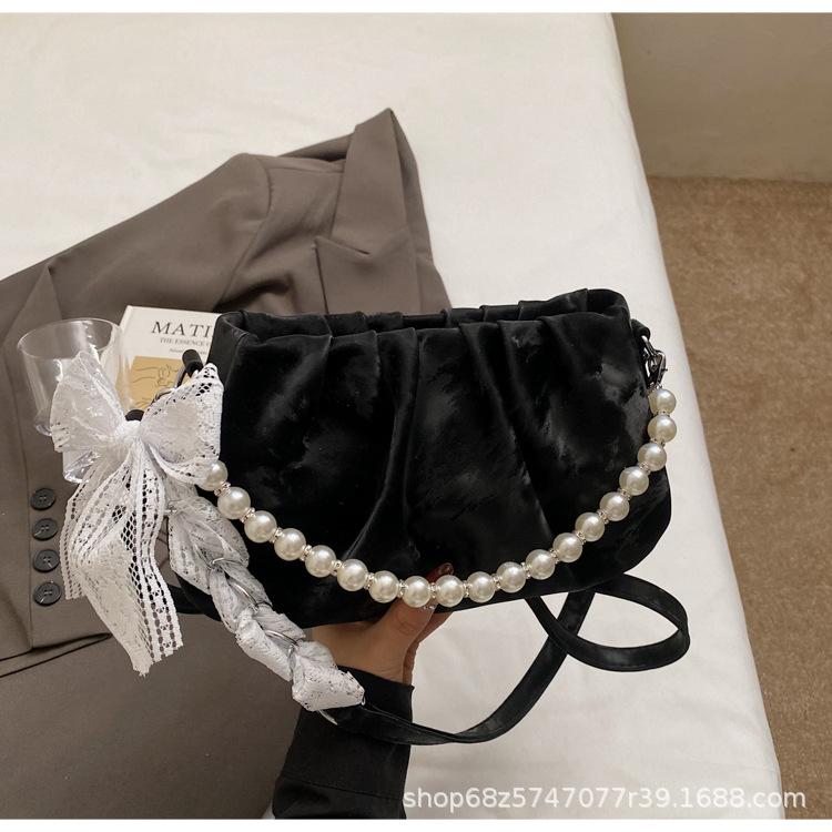 2025 summer new super hot small bag women's fashion versatile niche design one-shoulder crossbody bag pleated cloud bag