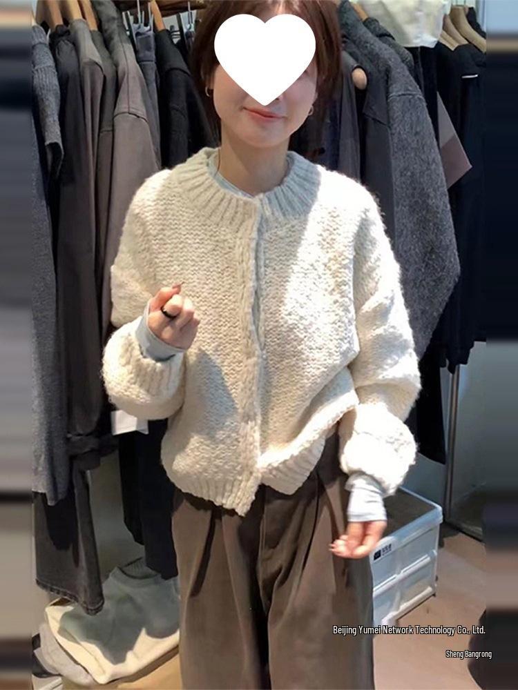 Korean Style Soft Knitted Women's Cardigan, Autumn 2025 Collection, Casual Chic