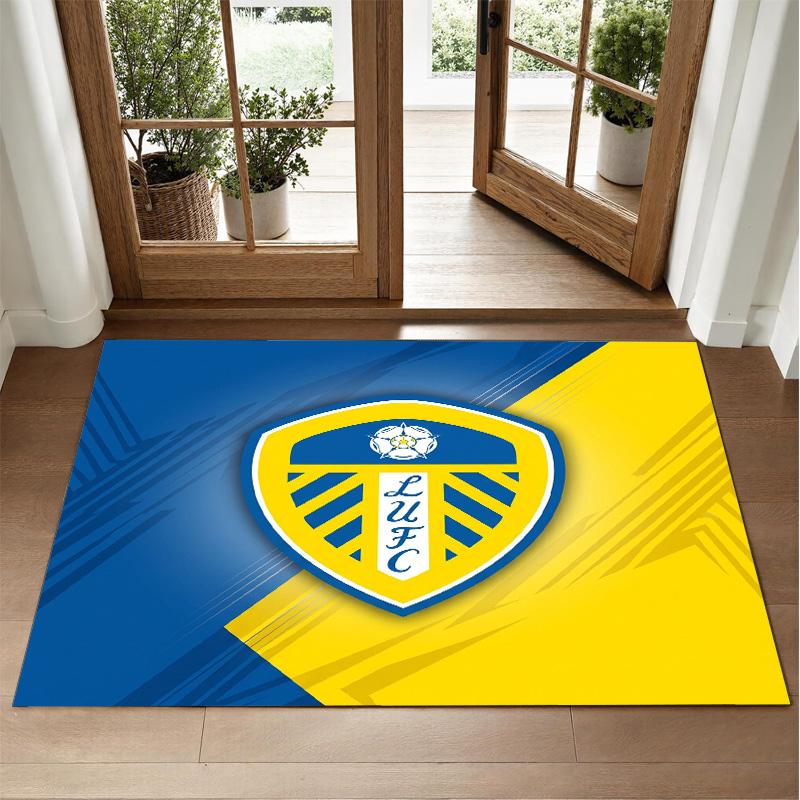 Leeds United Design Crystal Velvet Rug Soft Decorative Mat for Bedroom Entrance
