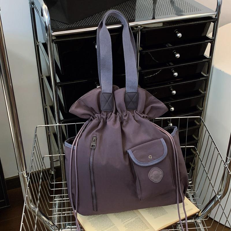 Lightweight Backpack Women's New Large-capacity Casual Versatile Shoulder Bag Fashion Bundle Travel Backpack