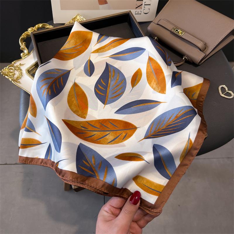 Two-color leaf color matching printing silk scarf square scarf high-end shawl sunscreen neck small square scarf headscarf women's scarf