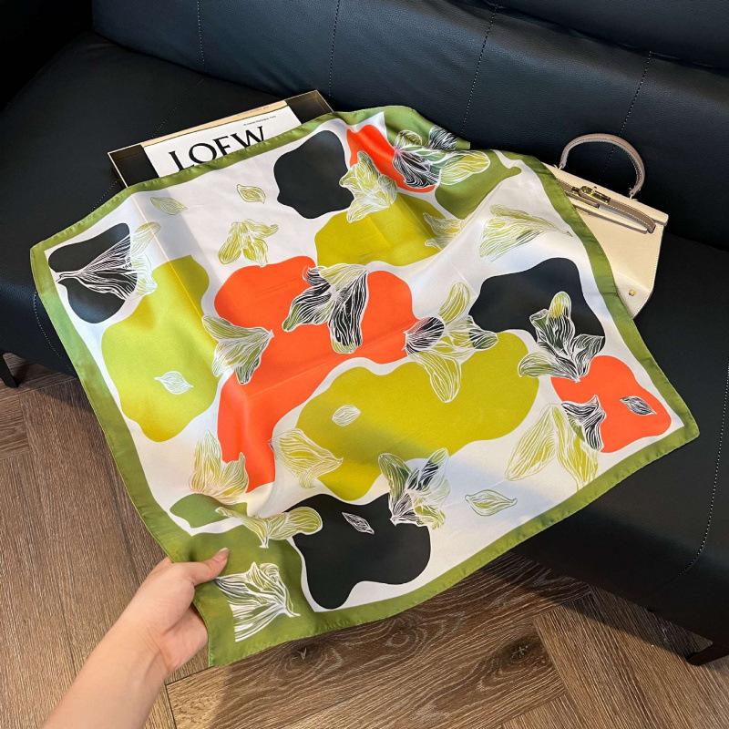 Fashion Black and White Printing Temperament Square Scarf Imitation Silk Korean Version Decorative Scarf Scarf Professional Decorative Shawl Silk Scar