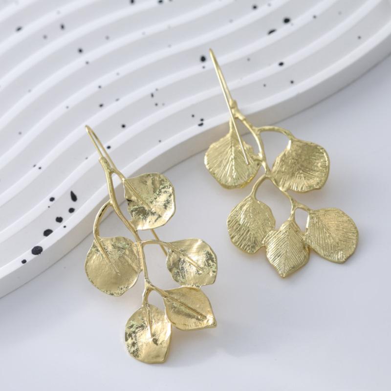 

Креативные женские серьги Leaf Fashion золотой
