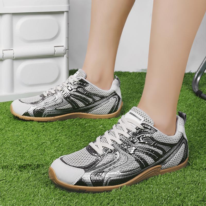 Atmungsaktive Sommer-Sportschuhe für Teenager Lässige Lauf-Plateauschuhe Deutsch für junge Männer Beliebt