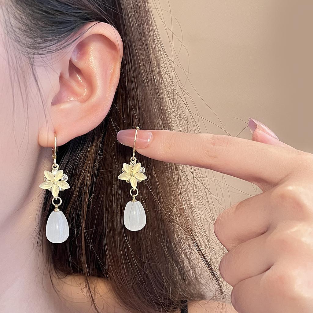 Imitation Jade Drop Oil Beaded Earrings Retro Water Drop Fringed Earrings Simple Hanfu Accessories Women