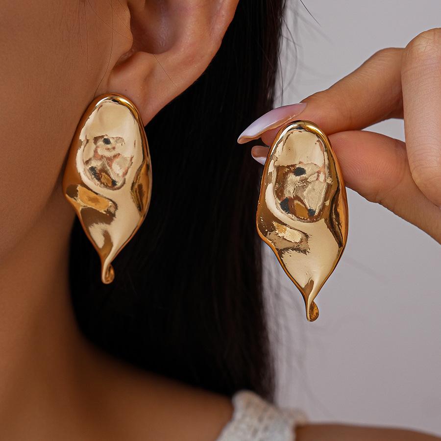 Heavy Industry Glossy Irregular Folded Leaves Silver Needle Earrings Personality Temperament Earrings