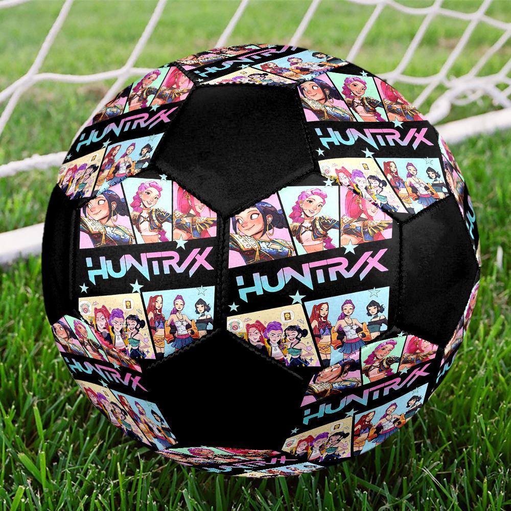 KPop Dämonenjäger Thema Größe 5 Fußball, Geeignet für Spiele drinnen und draußen, ein Geschenk für jeden geeignet.