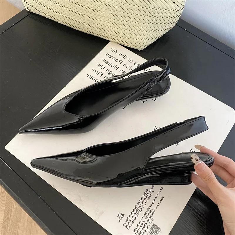 Fashion Fashion Patent Leather Pointed Toe Women Pumps Elegant Low Heels Sandals Casual Dress Street Style Shoes