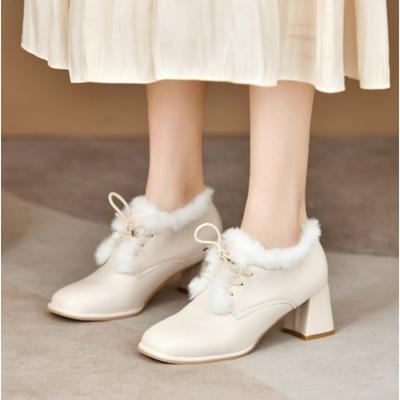 Hochhackige, pelzige Schuhe für Damen zum Tragen im Winter 2025, neuer französischer Stil, dickhackige Mary Jane Schuhe mit Fleece, Einzelne Schuhe