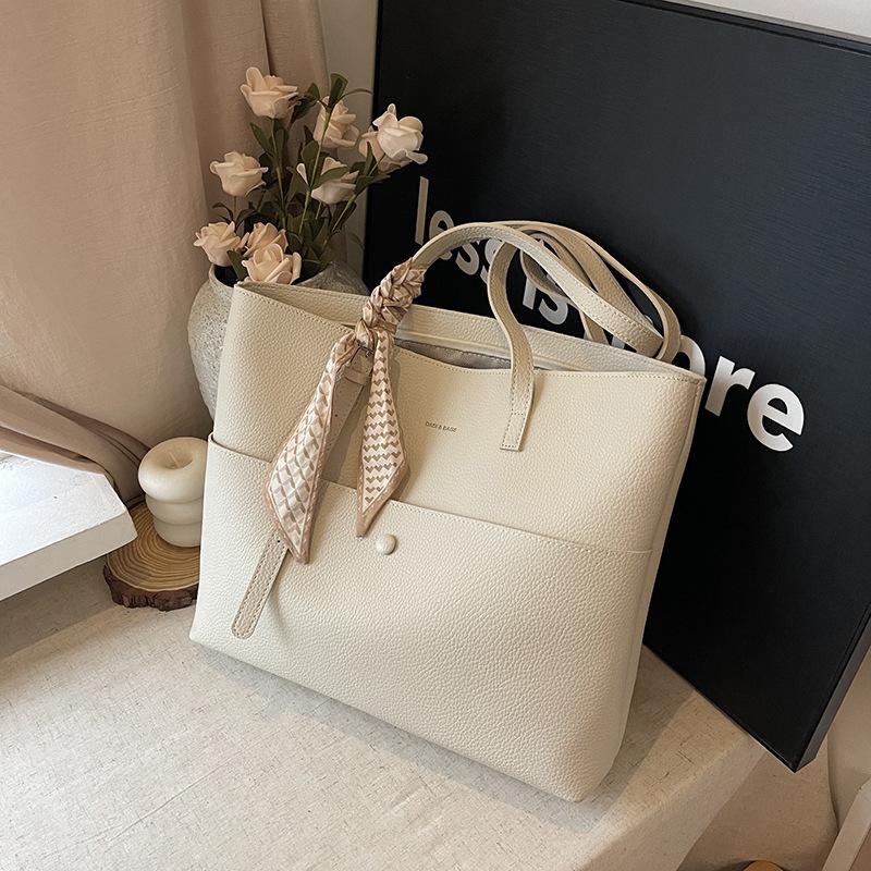 Large capacity bag women's new high-end texture fashion tote bag niche versatile commuter shoulder bag