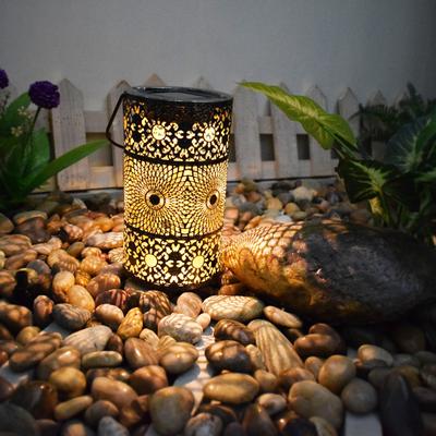 Solar Powered Retro Hanging Lantern 120mAh Decorative Hanging Lights Aesthetic Projection Lamp for Patio Yard Backyard
