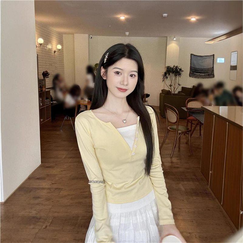 

Women s Slim Fit Chic Light Yellow Faux Two-Piece Long-Sleeved T-Shirt for Early Autumn Medium