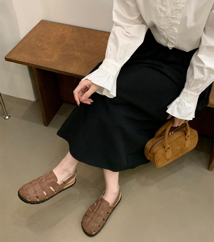 Baotou half slippers 2025 summer new outer wear woven hollow women's muller shoes leather square head retro Roman sandals