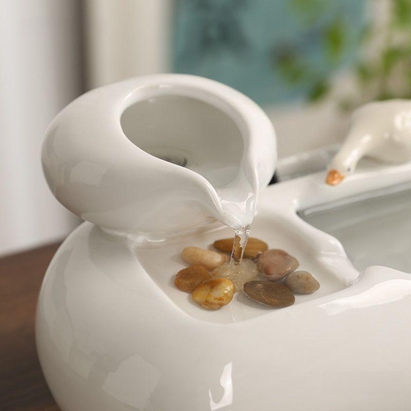 Ceramic Desktop Fish Tank with Automatic Water Circulator and Lucky Cat Ornament