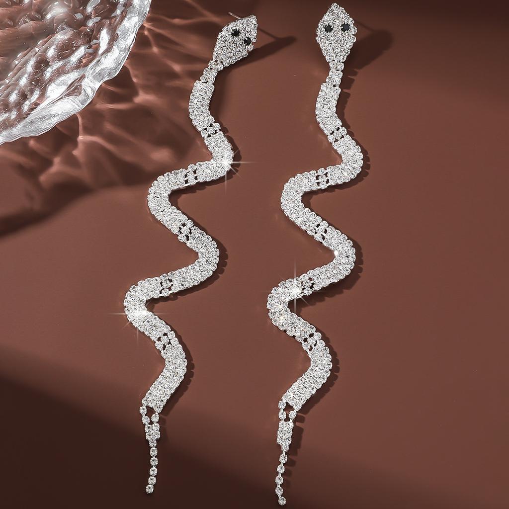 Cross border personalized exquisite trend cold wind alloy full diamond twisted snake shaped earrings for women