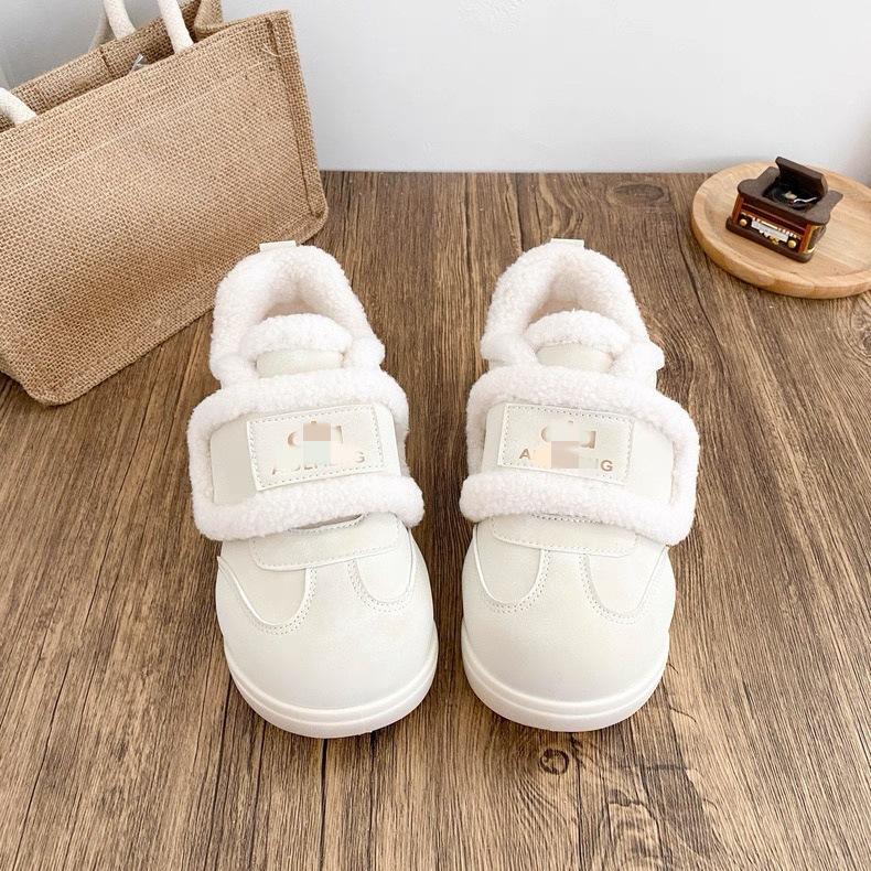 Dicke Sohle Erhöhung Freizeit Sport Board Schuhe Baumwollschuhe Neue Winter Süß Warm Samt Brot Schuhe