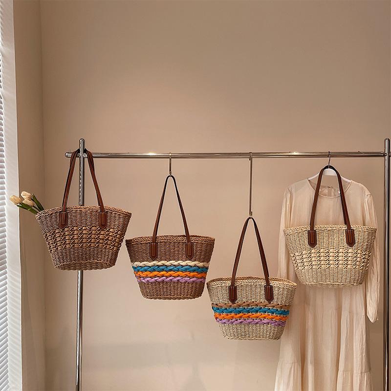 One Shoulder Straw Woven Bag New Rainbow Striped Straw Woven Bag Vacation Beach Bag Versatile Women's Bag