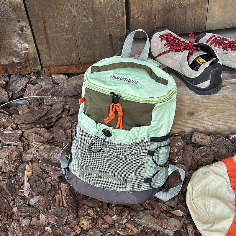

Lightweight Large Capacity Hiking & Travel Backpack - New Style, Casual Outdoor Use, Free Shipping