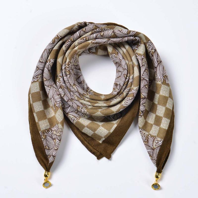 Ladies Warm Magnetic Triangle Neck Protection Scarf Premium Versatile Velvet Decorative Scarf Scarf